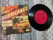 Tumnagel för auktion "EP Johnny & Hurricanes - Rock-Cha +3 /London Sweden -60"