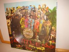 Tumnagel för auktion "The Beatles Sgt. Peppers lonely hearts club band"