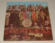 Tumnagel för auktion "Beatles 1967 LP SGT PEPPERS LONELY HEARTS CLUB BAND ~ MINT ~"