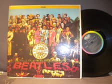 Tumnagel för auktion "THE BEATLES - SGT. PEPPER´S LONELY HEARTS CLUB BAND - CAPITOL - US PRESS"