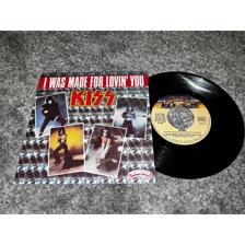 Tumnagel för auktion "KISS I WAS MADE FOR LOVING YOU FRANKRIKE SINGEL 1st PRESS VERY RARE"