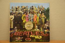 Tumnagel för auktion "THE BEATLES SGT. PEPPERS LONELY HEARTS CLUB BAND"