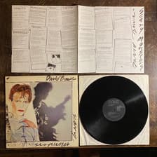 Tumnagel för auktion "DAVID BOWIE - Scary Monsters 1980. UK Press! Lyric Poster Insert! Prog-rock LP"