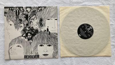 Tumnagel för auktion "The Beatles – Revolver"