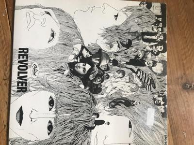 Tumnagel för auktion "Revolver LP  vinyl the Beatles"