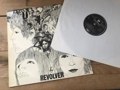 Tumnagel för auktion "Vinylskiva BEATLES Revolver"