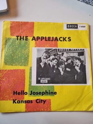Tumnagel för auktion "The Applejacks Singel 1965 (Sweden) Hello Josephine"