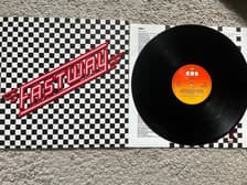 Tumnagel för auktion "Fastway/LP/orginal inner/1983/Rock/Blues/Exc!"