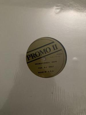 Tumnagel för auktion "12" V/A - Promo II - US - Nu Shooz Cameo Dead or Alive"