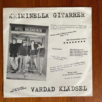Tumnagel för auktion "Kriminella Gitarrer - Vårdad Klädsel (original)"