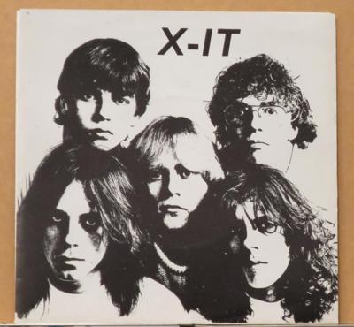 Tumnagel för auktion "X-IT :: SVAGA POJKAR (7`) Svensk Punk ?. PANG Records !!"