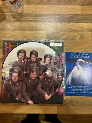 Tumnagel för auktion "Faith No More – Midlife Crisis 12" Limited Edition Picture Disc"