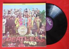 Tumnagel för auktion "The Beatles "Sgt. Peppers Lonely Hearts Band" 1967 vinyl LP kanadensisk reissue"