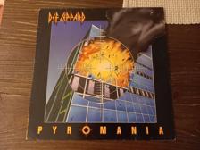 Tumnagel för auktion "Def leppard - Pyromania LP classic rock NWOBHM"