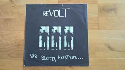 Tumnagel för auktion "Revolt – Vår Blotta Existens, 12” vinyl, Punk, DIY"