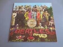 Tumnagel för auktion "LP  Beatles - Sgt Peppers Lonely Hearts Club Band   nyskick"