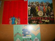 Tumnagel för auktion "Beatles LP; ”Sgt Peppers lonely hearts club band”; Parlophone UK press 1980"