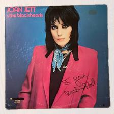 Tumnagel för auktion "Joan Jett & the Blackhearts - I Love Rock-n-Roll (LP)"