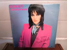 Tumnagel för auktion "JOAN JETT & THE BLACKHEARTS I LOVE ROCK 'N ROLL VINYL LP 1981"