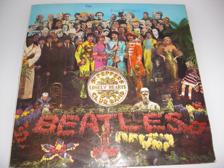 Tumnagel för auktion "Beatles -  Sgt. Pepper's Lonely Hearts Club Band - Vinyl - LP - 1967 "